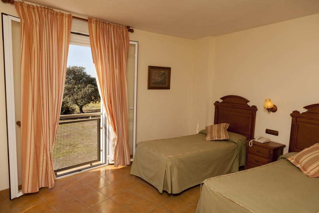 Hotel Paraje La Lambra روس المظهر الخارجي الصورة