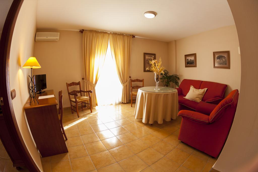 Hotel Paraje La Lambra روس المظهر الخارجي الصورة